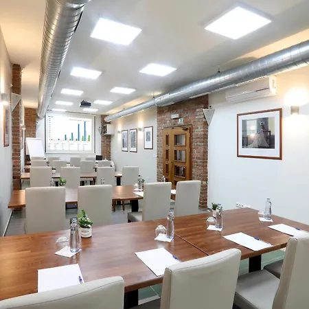 Hotel Pod Vezi Straznice
