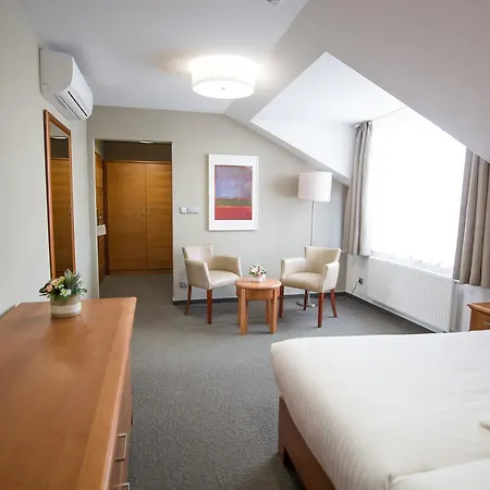 Pod Vezi Hotel 3*