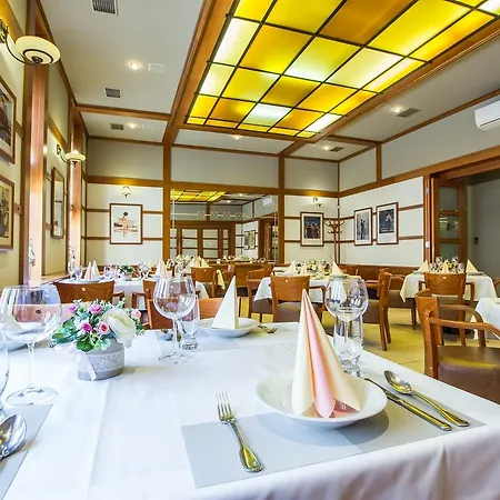 Pod Vezi 酒店