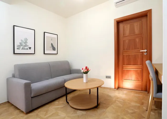 Pod Vezi Otel 3*